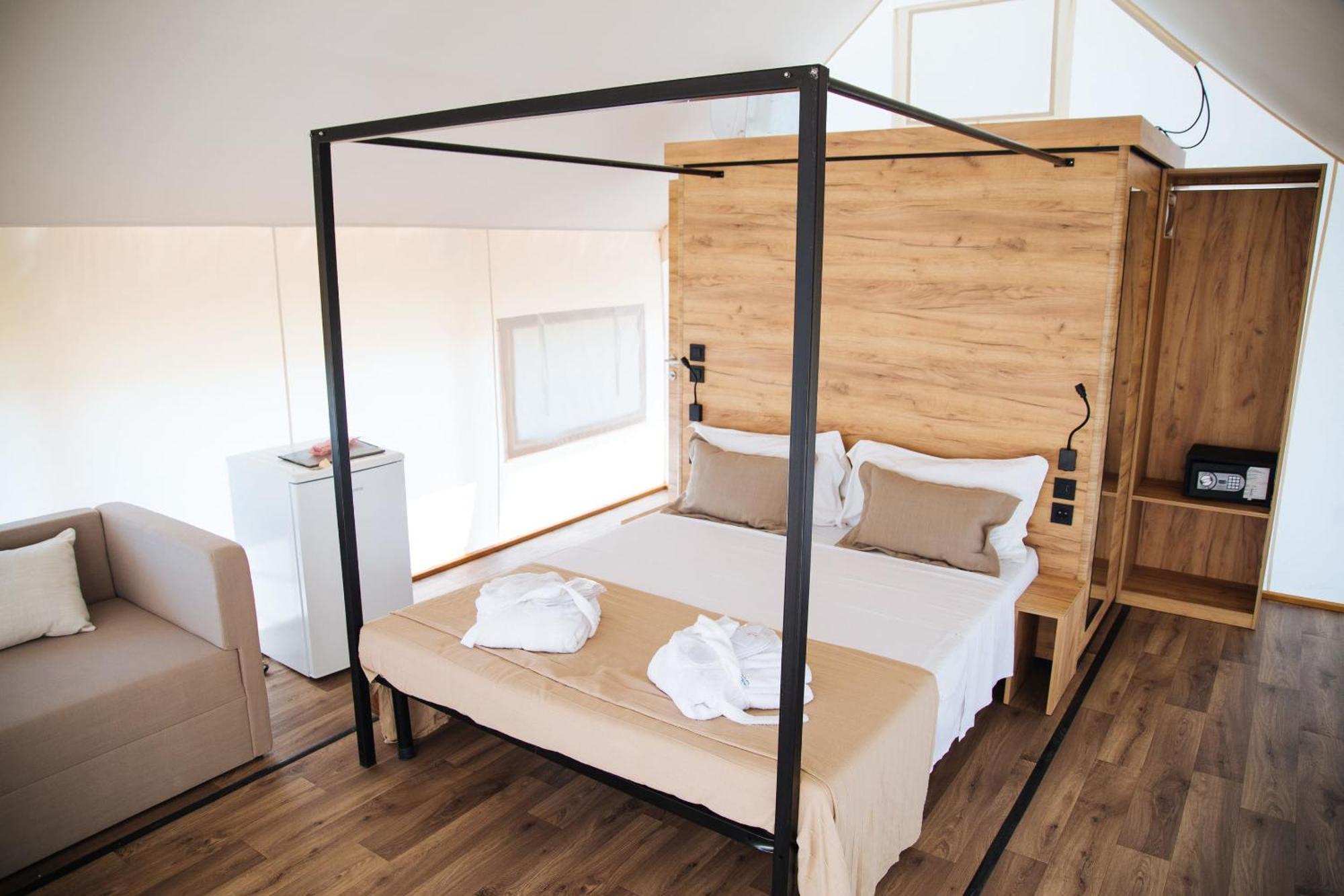 Nabi Resort Glamping & Spa 카스텔볼튜노 외부 사진